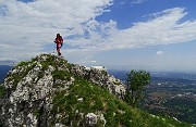 79 Sul cocuzzolo della montagna...